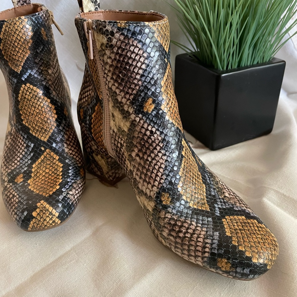 Women’s Booties, Size 6, George, Multicoloured snakeskin pattern
